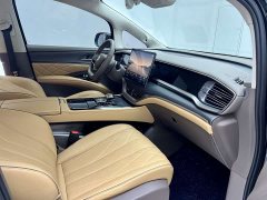 Denza D9 2022 DM-i 970 AWD Flagship - ფოტო 11