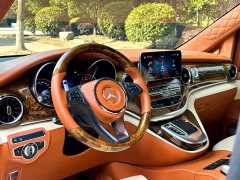 Mercedes-Benz V-Class 2022 V 260 L Long Wheelbase Luxury Edition - ფოტო 4