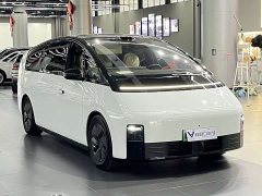 Li Auto MEGA Home Family Edition - ფოტო 3