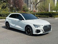 Audi A3 2022 Sportback 35 TFSI Fashion Sport - ფოტო 2