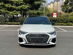 Audi A3 2022 Sportback 35 TFSI Fashion Sport - ფოტო 5
