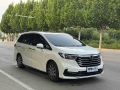 Honda Odyssey 2.0L e:HEV Sharp Premium Edition - ფოტო 3