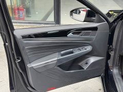 Volkswagen Passat Outstanding Edition 280TSI Business Version - ფოტო 15