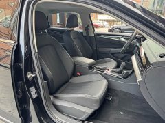 Volkswagen Passat Outstanding Edition 280TSI Business Version - ფოტო 19