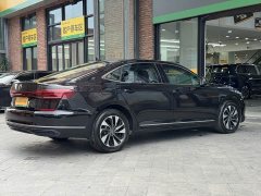 Volkswagen Passat Outstanding Edition 280TSI Business Version - ფოტო 7