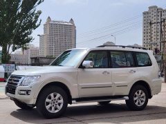 Mitsubishi (Imported) V93 3.0L Middle East Version - ფოტო 1