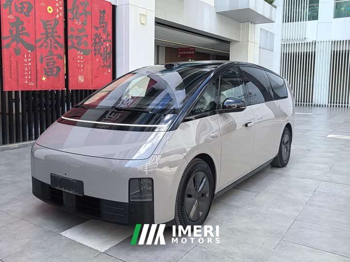 Li Auto MEGA Ultra Smart Refresh Edition - ავტომობილი ჩინეთიდან