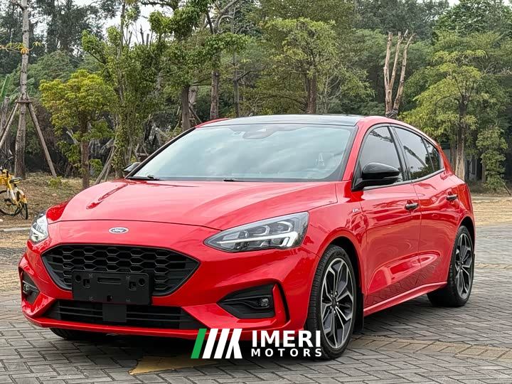 Ford Focus Hatchback EcoBoost 180 Automatic ST Line