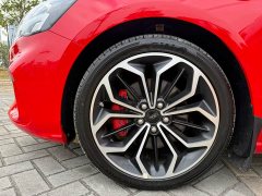 Ford Focus Hatchback EcoBoost 180 Automatic ST Line - ფოტო 20