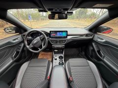Ford Focus Hatchback EcoBoost 180 Automatic ST Line - ფოტო 5