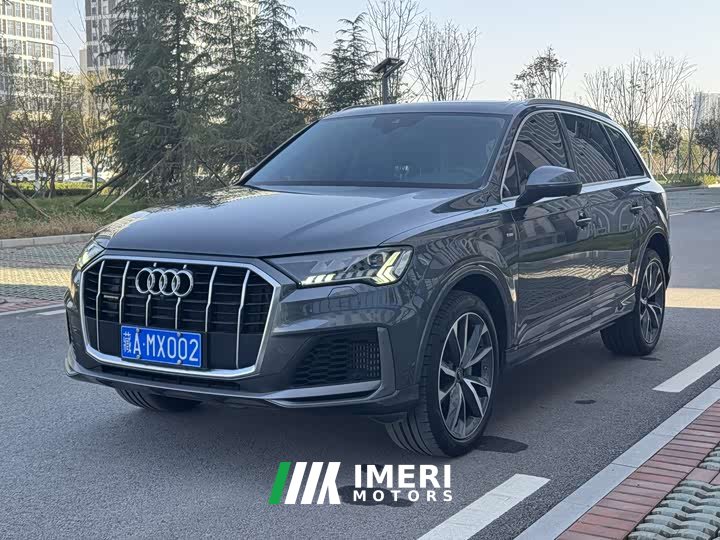 Audi Q7 55 TFSI quattro S line Sport - ავტომობილი ჩინეთიდან