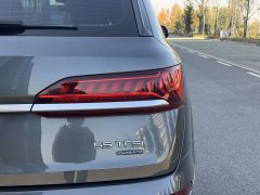 Audi Q7 55 TFSI quattro S line Sport - ფოტო 16