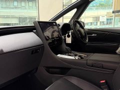 Toyota Vellfire Crown Hybrid 2.5L Ink Gold Executive Edition - ფოტო 7