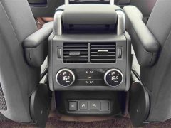 Land Rover Discovery 2024 360PS S - ფოტო 14