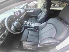 Audi A4L 200 Million Units Joyful Edition 40 TFSI Fashion Dynamic Type - ფოტო 13