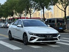 Hyundai Elantra 2023 1.5L CVT GLX Elite - ფოტო 3