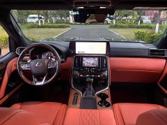 Lexus LX 600 - ფოტო 10