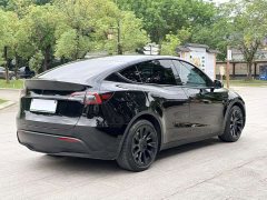 Tesla Model Y Standard Range RWD - ფოტო 5