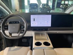 Li Auto Li Xiang MEGA Ultra - ფოტო 9