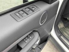 Land Rover Discovery 360PS Dynamic SE - ფოტო 10