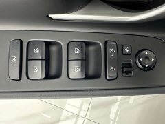 Hyundai Elantra 1.5L CVT Luxury - ფოტო 12