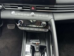 Hyundai Elantra 1.5L CVT Luxury - ფოტო 15