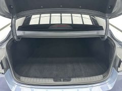 Hyundai Elantra 1.5L CVT Luxury - ფოტო 17