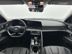 Hyundai Elantra 1.5L CVT Luxury - ფოტო 7