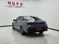 Hyundai Elantra 1.5L CVT Luxury - ფოტო 8