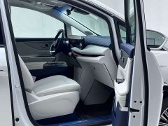 Buick GL8 New Energy Luxe Premium 7-Seater - ფოტო 9