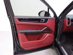 Porsche Cayenne New Energy Cayenne E-Hybrid 2.0T - ფოტო 9