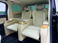 Toyota Alphard 2020 3.5L Automatic - ფოტო 10