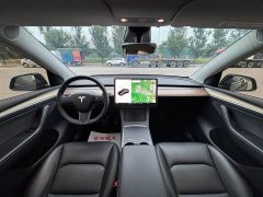 Tesla Model Y Rear-Wheel Drive - ფოტო 5