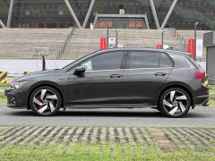 Volkswagen Golf GTI 380TSI DSG GTI - ფოტო 5