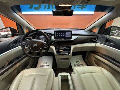 Buick GL8 Land Business Class 652T Premium - ფოტო 13