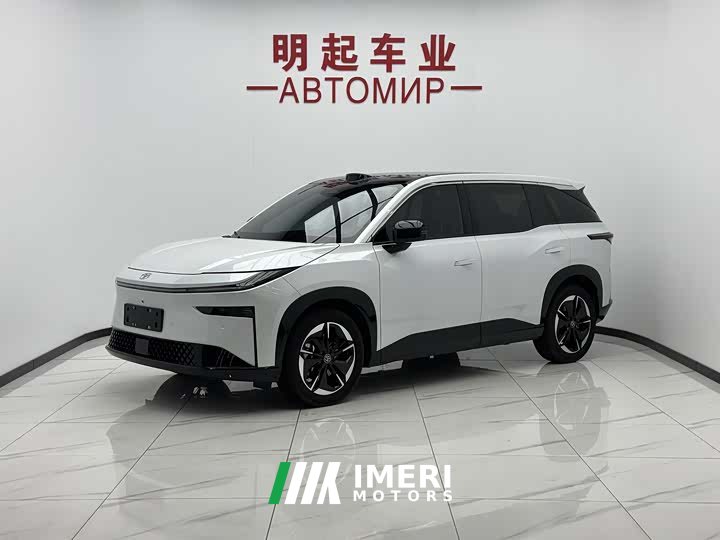 Toyota Platinum Wisdom Platinum Smart 3X 520 Pro Lidar Edition - автомобиль из Китая