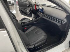 Hyundai Elantra 2022 1.5L CVT Luxury - ფოტო 7