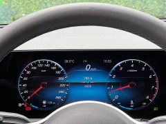 Mercedes-Benz GLB 220 Dynamic - ფოტო 17