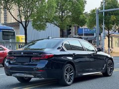 BMW 5 Series 525Li M Sport Package - ფოტო 4