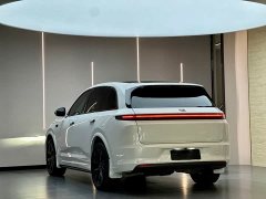Li Auto L7 Pro - ფოტო 10