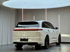 Li Auto L7 Pro - ფოტო 8