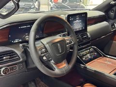 Lincoln Navigator 2020 3.5T Prestige Edition - ფოტო 3