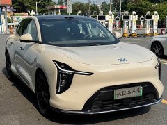 IM Motors Zhiji LS6 Pure Electric Max - photo 3