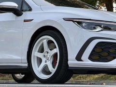 Volkswagen Golf GTI 380TSI DSG GTI - ფოტო 13