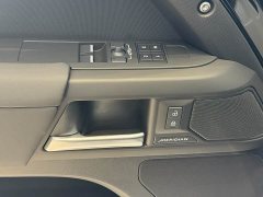 Land Rover Defender 2025 90 2.0T P300 S - ფოტო 10