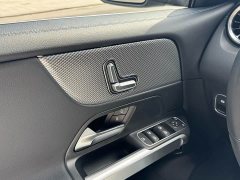 Mercedes-Benz GLB 2024 GLB 200 Dynamic - ფოტო 17
