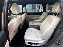 Li Auto ONE Extended Range 6-Seater - ფოტო 9