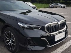 BMW i5 eDrive 35L M Sport Package - ფოტო 9