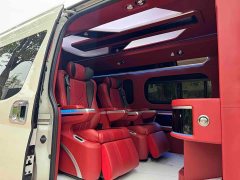 Toyota HIACE 3.5L V6 Automatic - ფოტო 6
