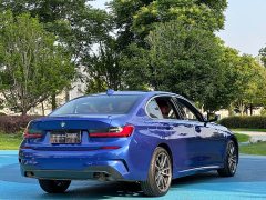 BMW 3 Series 320i M Sport Package - ფოტო 11